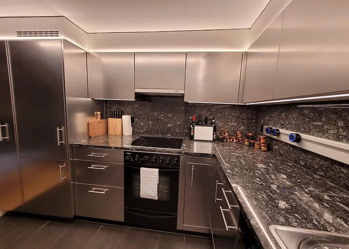 Le Bijou Lintheschergasse / Hb * ציריך