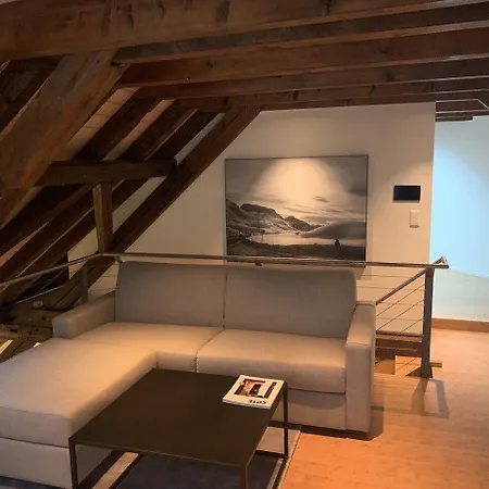 Le Bijou Lintheschergasse / Hb Zürih