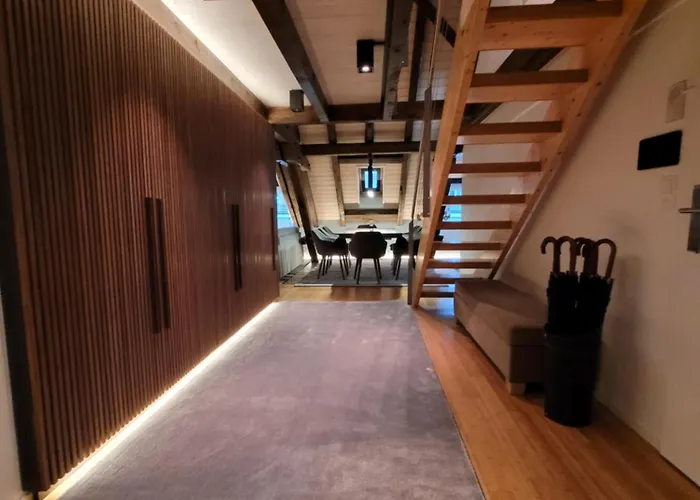 Le Bijou Lintheschergasse / Hb *