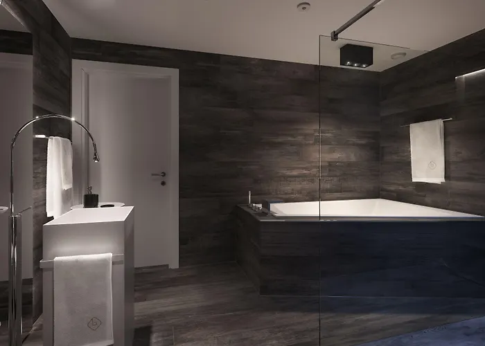 Le Bijou Lintheschergasse / Hb 公寓 *