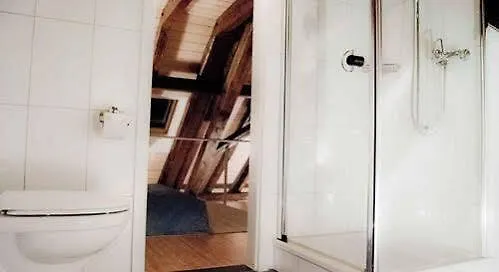 Le Bijou Lintheschergasse / Hb *