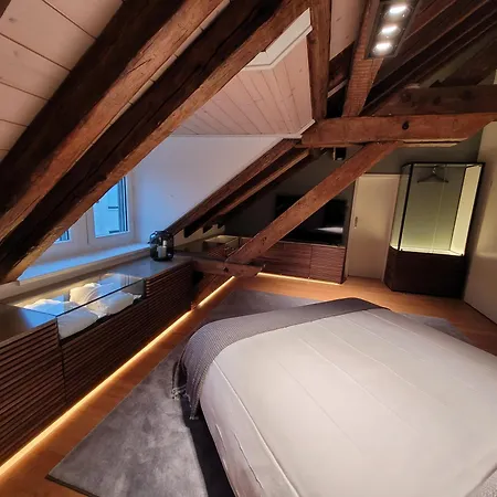 Le Bijou Lintheschergasse / Hb *