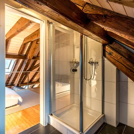 Le Bijou Lintheschergasse / Hb Zürich